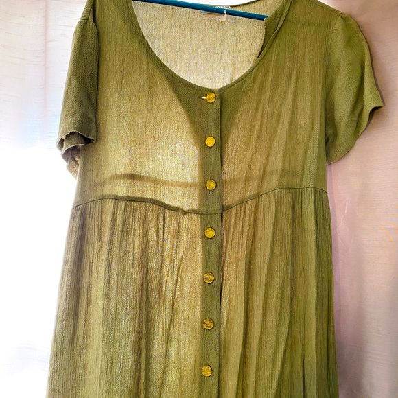 Sage green vintage maxi button up dress with tie string & gold buttons - Picture 2 of 7